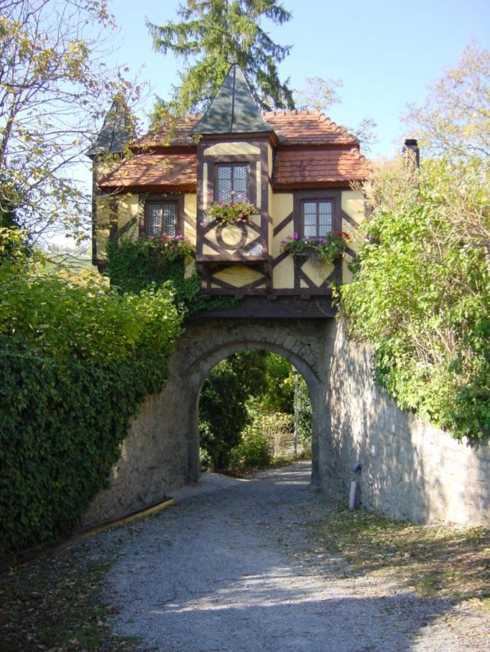 Landgasthof Zur Krone Krautheim ภายนอก รูปภาพ